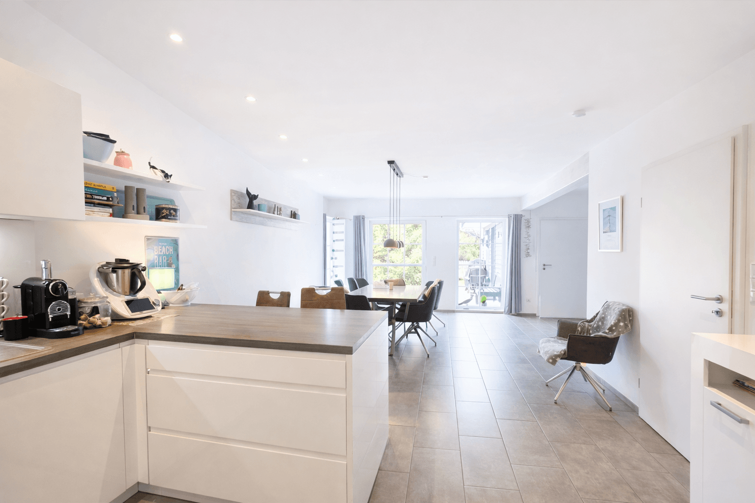 Predaj domu 230 m², pozemek 1.463 m², Buchholz in der Nordheide, Dolné Sasko Predaj domu 230 m², pozemek 1.463 m², Buchholz in der Nordheide, Dolné Sasko