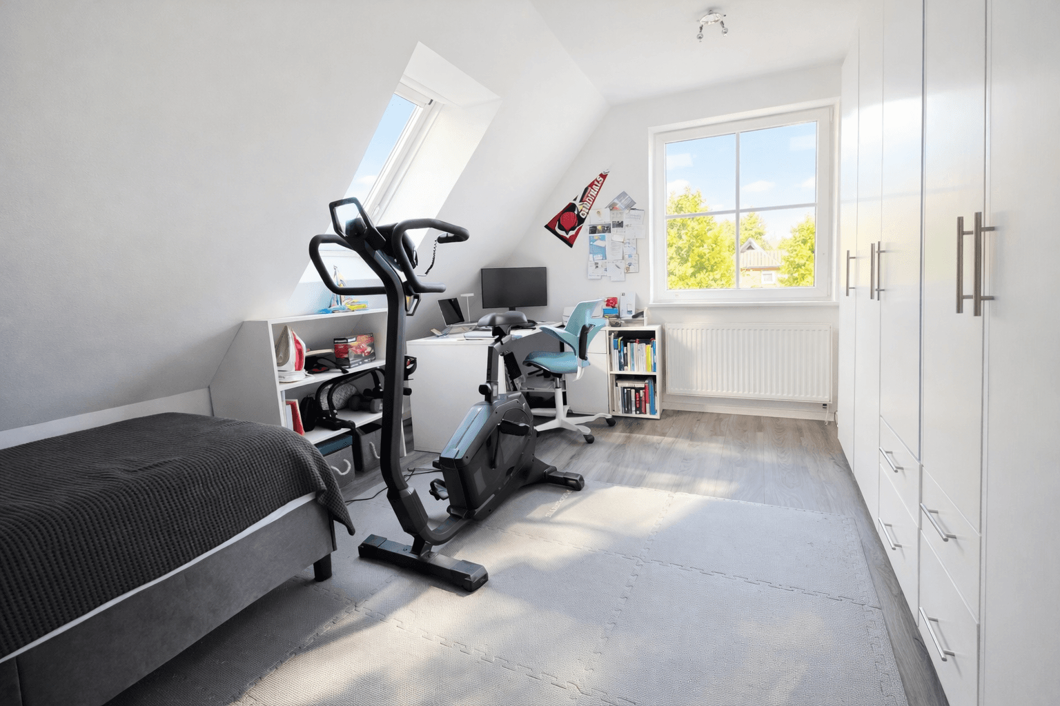 Predaj domu 230 m², pozemek 1.463 m², Buchholz in der Nordheide, Dolné Sasko Predaj domu 230 m², pozemek 1.463 m², Buchholz in der Nordheide, Dolné Sasko