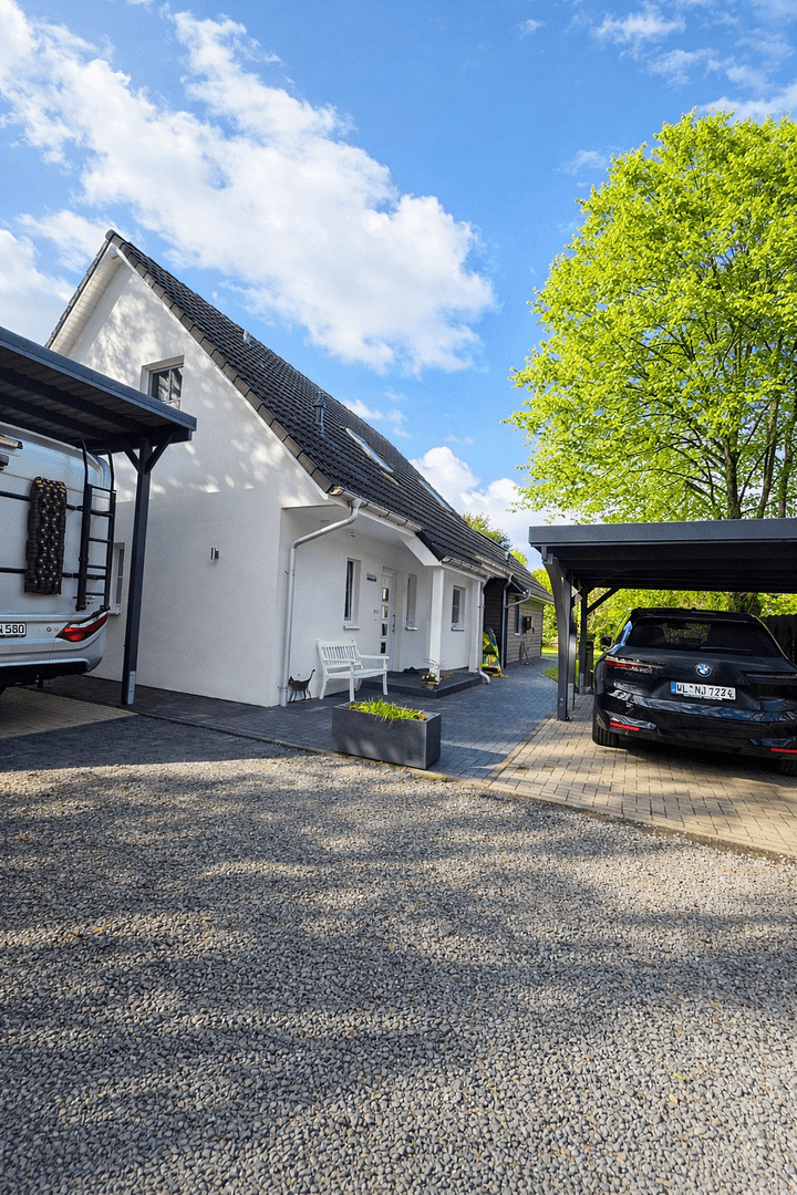 Predaj domu 230 m², pozemek 1.463 m², Buchholz in der Nordheide, Dolné Sasko Predaj domu 230 m², pozemek 1.463 m², Buchholz in der Nordheide, Dolné Sasko