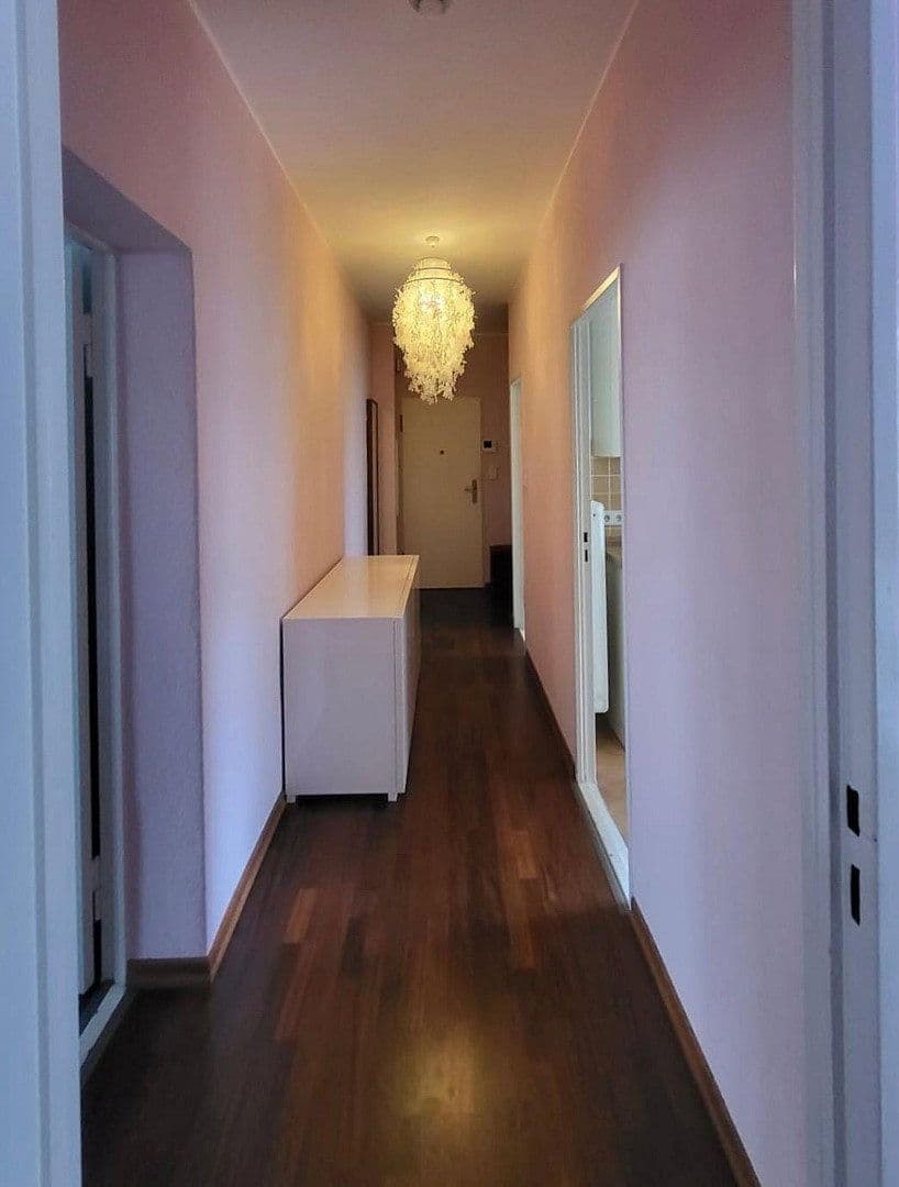 Predaj bytu 2-izbový 62 m², Düsseldorfer Str. 00, Berlin, Berlín Predaj bytu 2-izbový 62 m², Düsseldorfer Str. 00, Berlin, Berlín