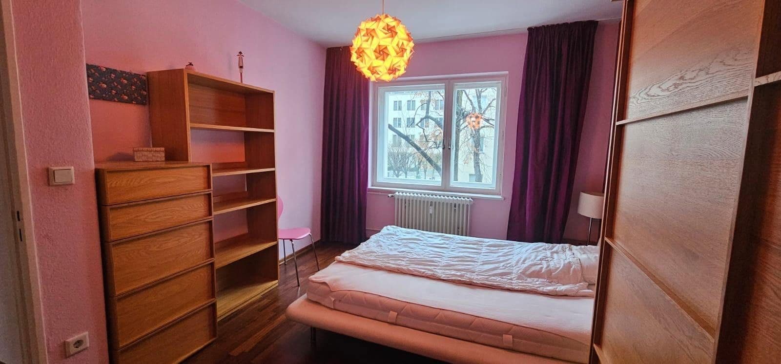 Predaj bytu 2-izbový 62 m², Düsseldorfer Str. 00, Berlin, Berlín Predaj bytu 2-izbový 62 m², Düsseldorfer Str. 00, Berlin, Berlín