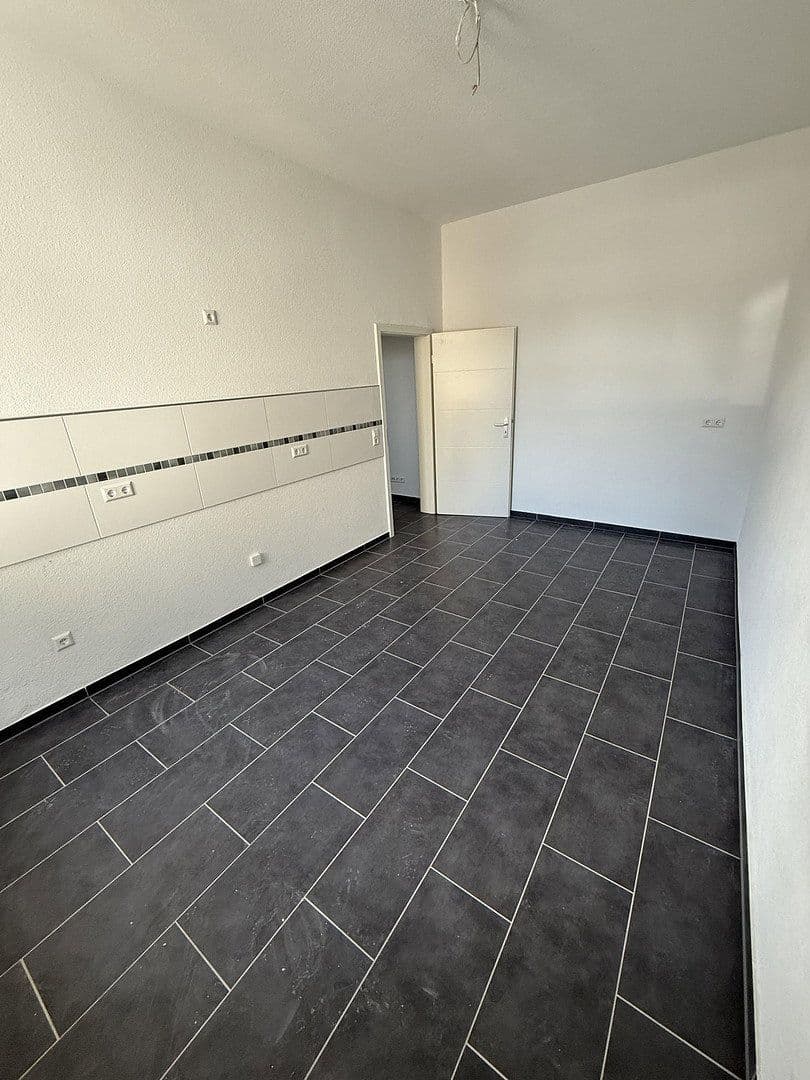 Prenájom bytu 2-izbový 92 m², Gerberstraße 15, Karlsruhe, Bádensko-Wurttembersko Prenájom bytu 2-izbový 92 m², Gerberstraße 15, Karlsruhe, Bádensko-Wurttembersko