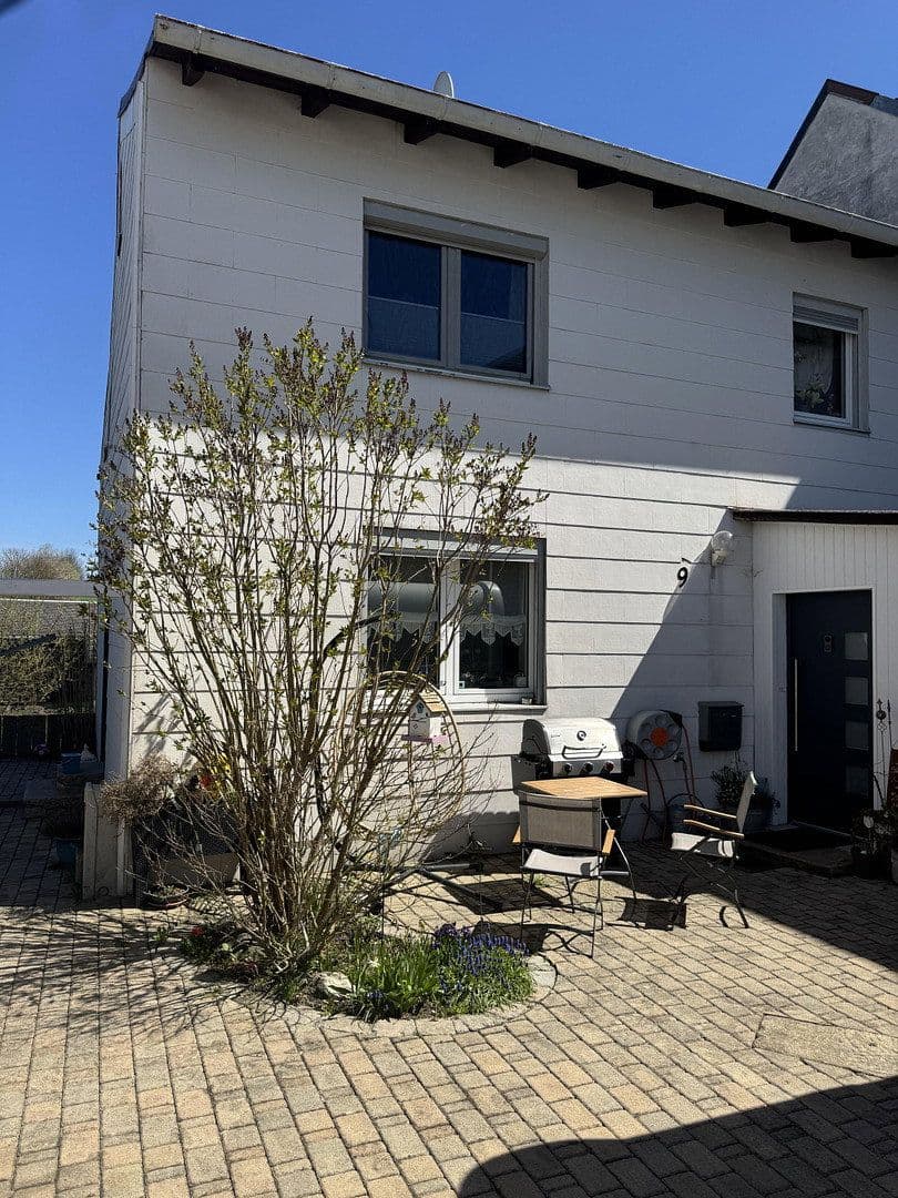 Predaj domu 110 m², pozemek 400 m², Rehau, Bavorsko Predaj domu 110 m², pozemek 400 m², Rehau, Bavorsko