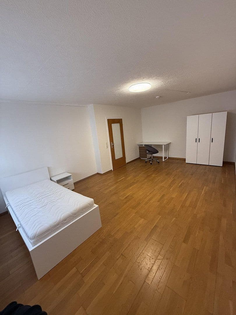 Prenájom bytu 22 m², Bachstraße 33, Karlsruhe, Bádensko-Wurttembersko Prenájom bytu 22 m², Bachstraße 33, Karlsruhe, Bádensko-Wurttembersko