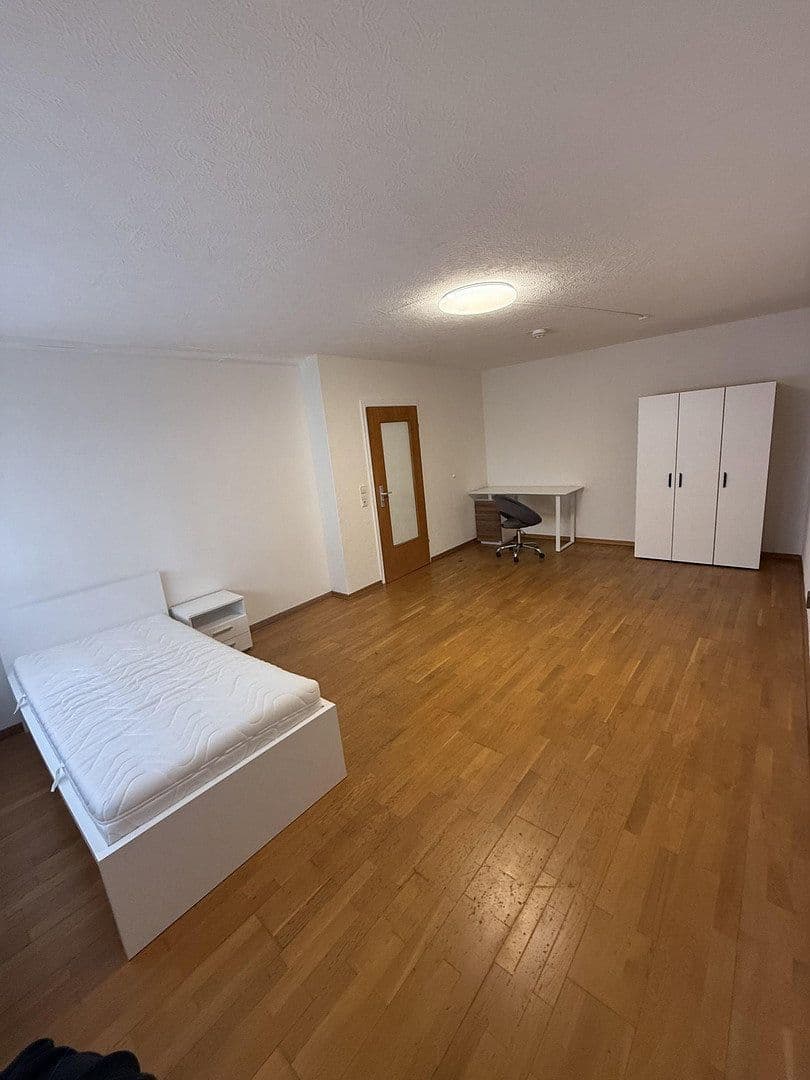 Prenájom bytu 22 m², Bachstraße 33, Karlsruhe, Bádensko-Wurttembersko Prenájom bytu 22 m², Bachstraße 33, Karlsruhe, Bádensko-Wurttembersko