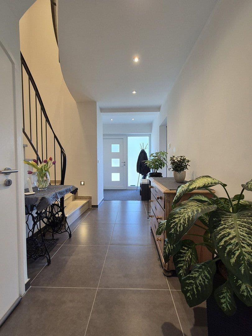 Predaj domu 125 m², pozemek 405 m², Geroldseckstraße 8, München, Bavorsko Predaj domu 125 m², pozemek 405 m², Geroldseckstraße 8, München, Bavorsko