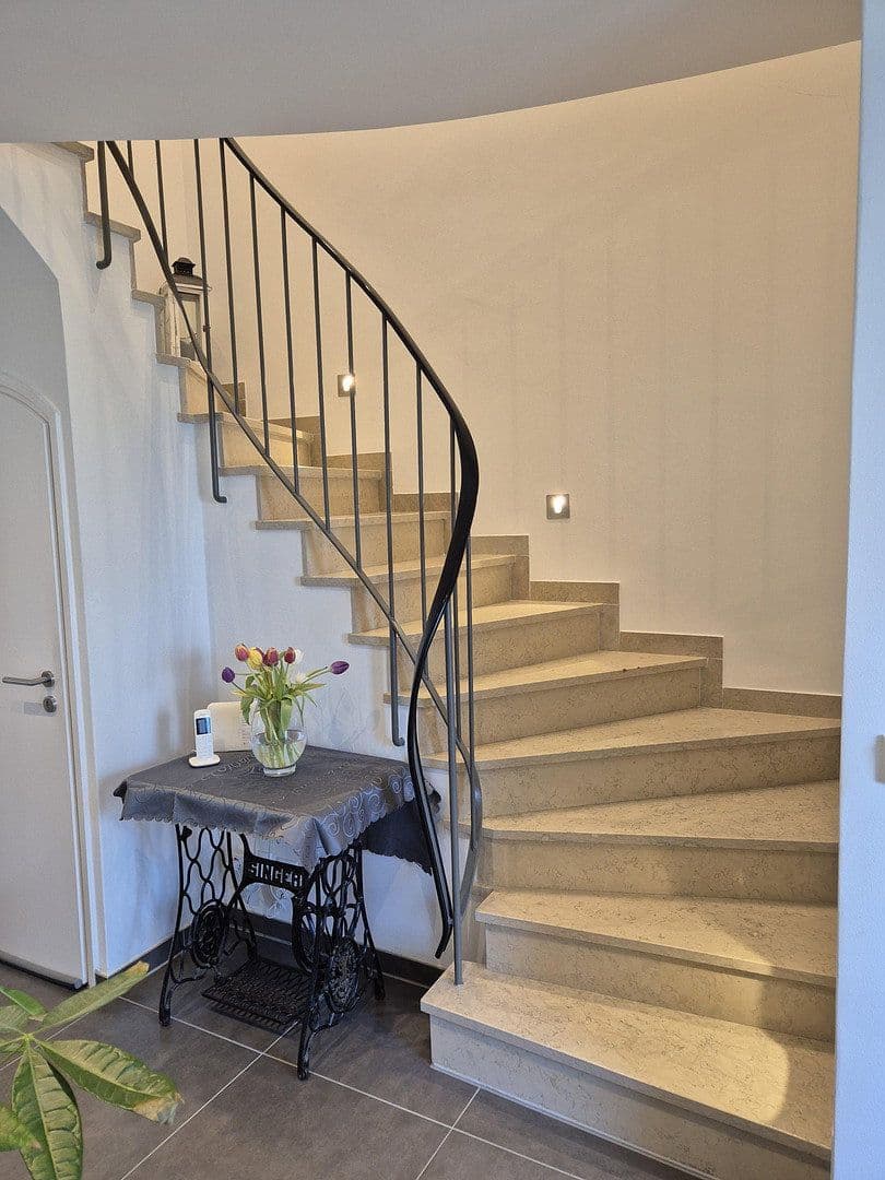 Predaj domu 125 m², pozemek 405 m², Geroldseckstraße 8, München, Bavorsko Predaj domu 125 m², pozemek 405 m², Geroldseckstraße 8, München, Bavorsko