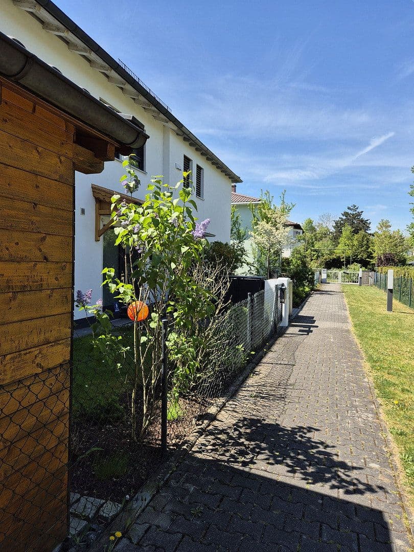 Predaj domu 125 m², pozemek 405 m², Geroldseckstraße 8, München, Bavorsko Predaj domu 125 m², pozemek 405 m², Geroldseckstraße 8, München, Bavorsko