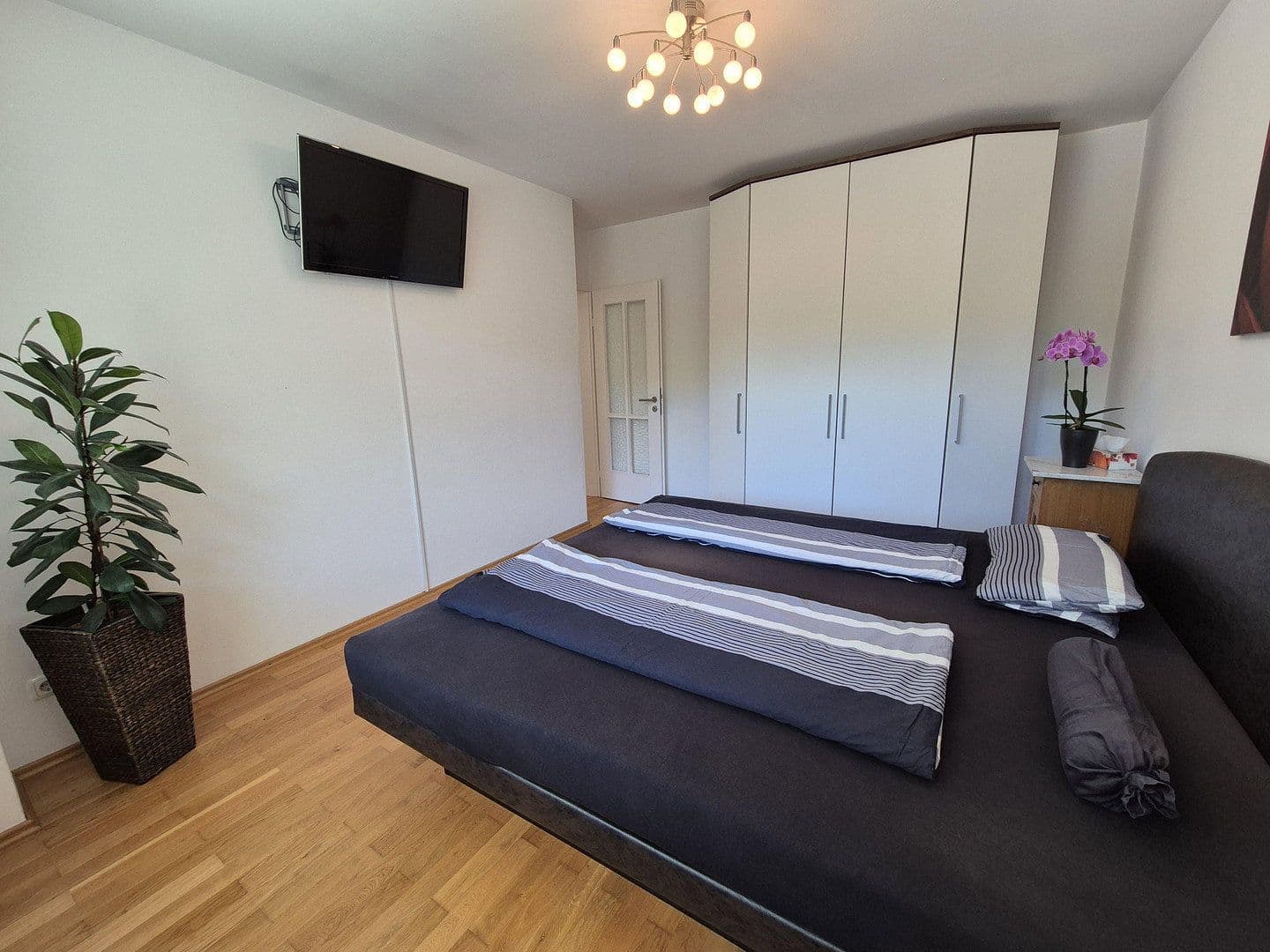 Predaj domu 125 m², pozemek 405 m², Geroldseckstraße 8, München, Bavorsko Predaj domu 125 m², pozemek 405 m², Geroldseckstraße 8, München, Bavorsko