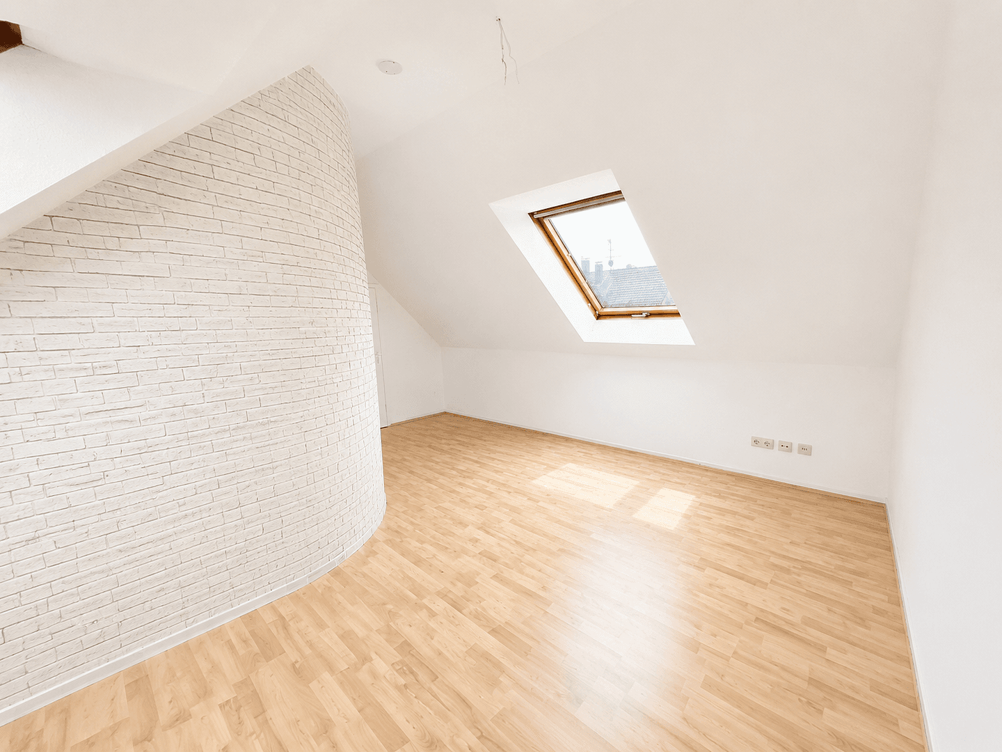 Prenájom bytu 5-izbový 130 m², Klosterstrasse 26, Dinslaken, Severné Porýnie - Westfálsko Prenájom bytu 5-izbový 130 m², Klosterstrasse 26, Dinslaken, Severné Porýnie - Westfálsko