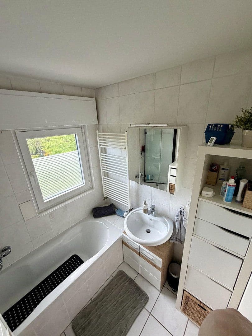 Predaj domu 84 m², pozemek 344 m², Oberursel (Taunus), Hesensko Predaj domu 84 m², pozemek 344 m², Oberursel (Taunus), Hesensko