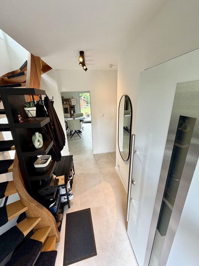 Predaj domu 84 m², pozemek 344 m², Oberursel (Taunus), Hesensko Predaj domu 84 m², pozemek 344 m², Oberursel (Taunus), Hesensko