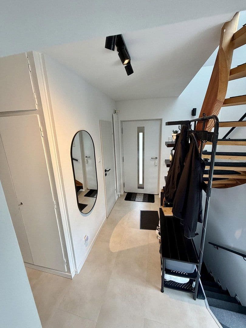 Predaj domu 84 m², pozemek 344 m², Oberursel (Taunus), Hesensko Predaj domu 84 m², pozemek 344 m², Oberursel (Taunus), Hesensko