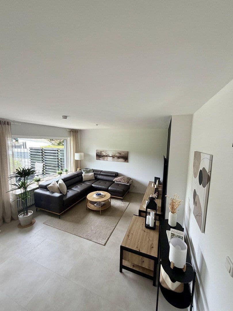 Predaj domu 84 m², pozemek 344 m², Oberursel (Taunus), Hesensko Predaj domu 84 m², pozemek 344 m², Oberursel (Taunus), Hesensko