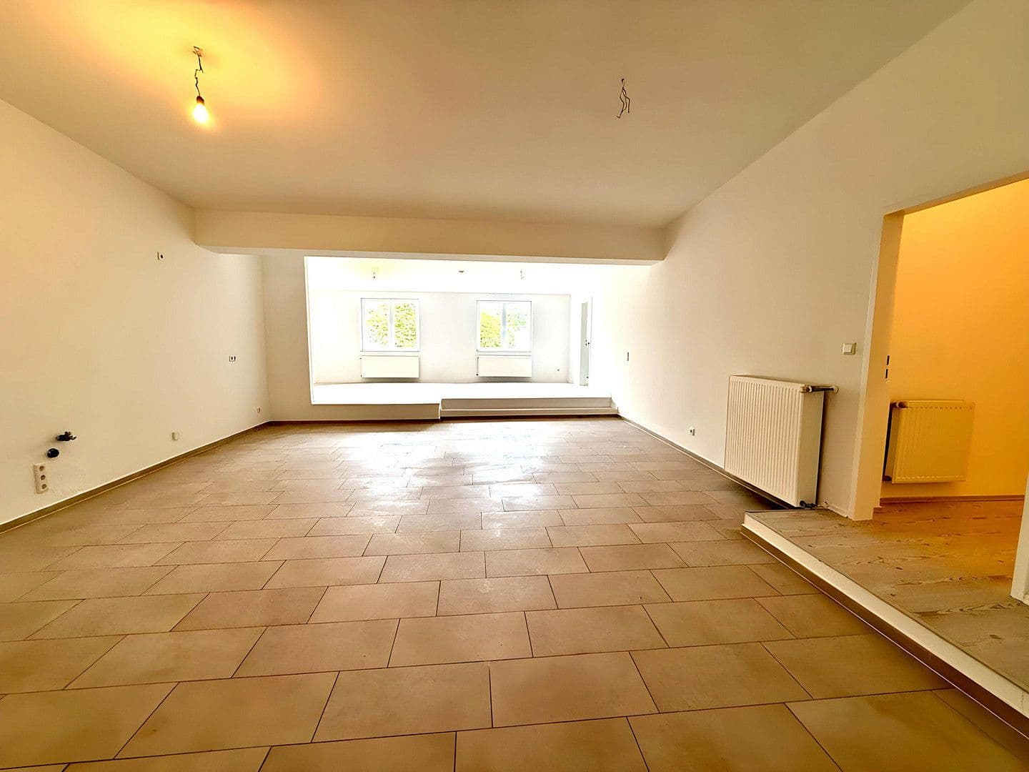 Prenájom bytu 2-izbový 100 m², Unter den Ulmen 130, Duisburg, Severné Porýnie - Westfálsko Prenájom bytu 2-izbový 100 m², Unter den Ulmen 130, Duisburg, Severné Porýnie - Westfálsko