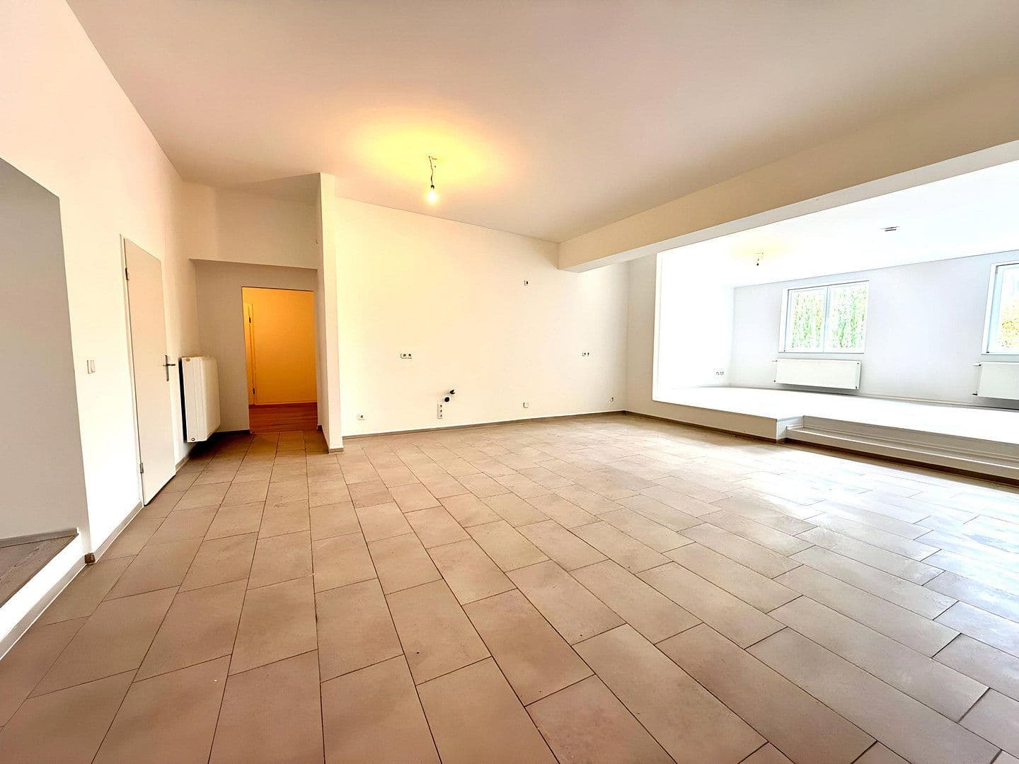 Prenájom bytu 2-izbový 100 m², Unter den Ulmen 130, Duisburg, Severné Porýnie - Westfálsko Prenájom bytu 2-izbový 100 m², Unter den Ulmen 130, Duisburg, Severné Porýnie - Westfálsko