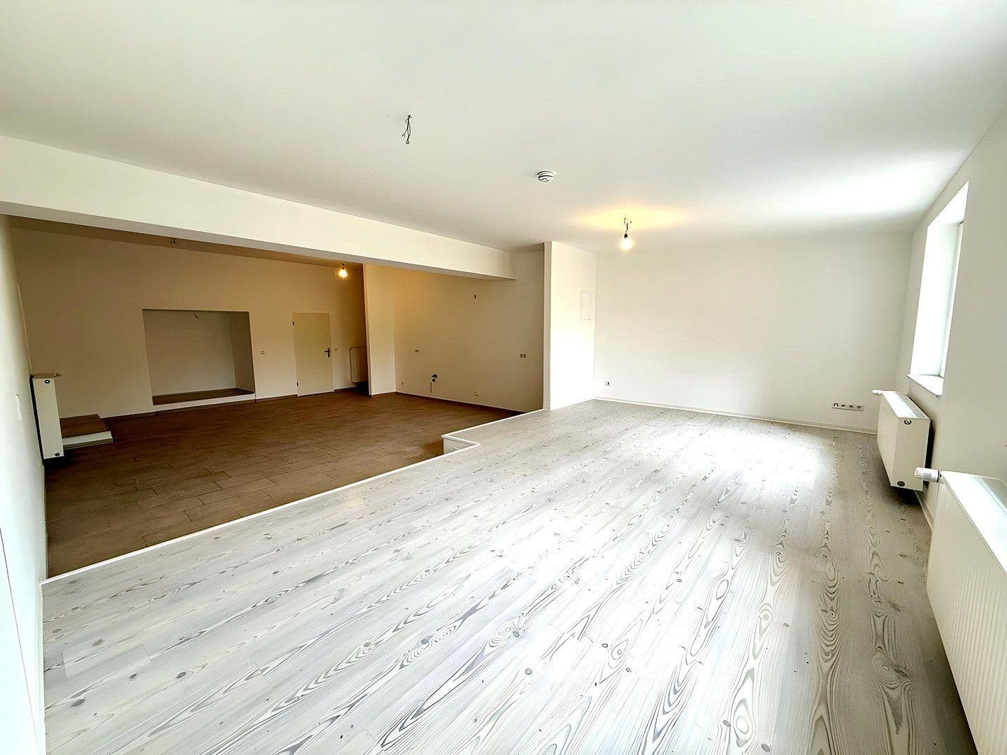 Prenájom bytu 2-izbový 100 m², Unter den Ulmen 130, Duisburg, Severné Porýnie - Westfálsko Prenájom bytu 2-izbový 100 m², Unter den Ulmen 130, Duisburg, Severné Porýnie - Westfálsko