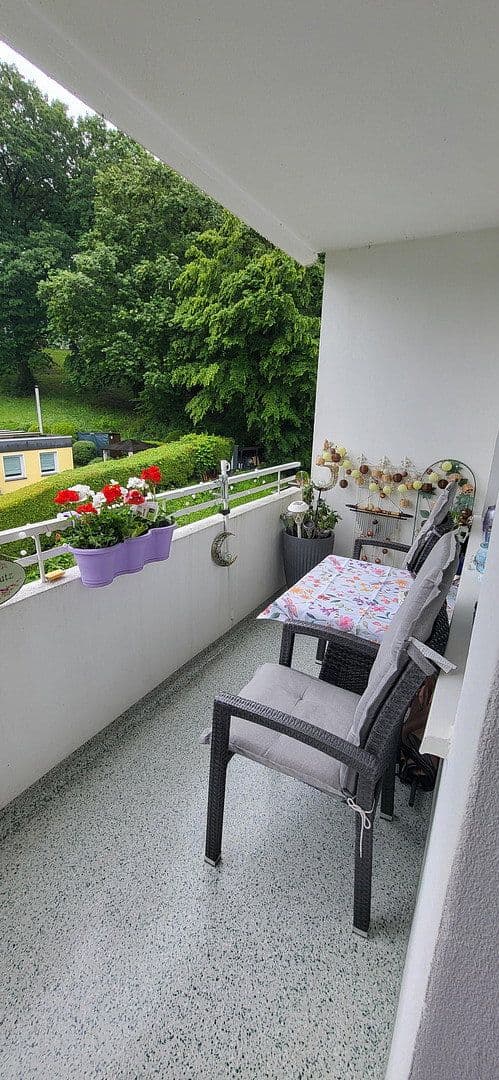Predaj bytu 3-izbový 84 m², Donnerstr. 48, Velbert, Severné Porýnie - Westfálsko Predaj bytu 3-izbový 84 m², Donnerstr. 48, Velbert, Severné Porýnie - Westfálsko