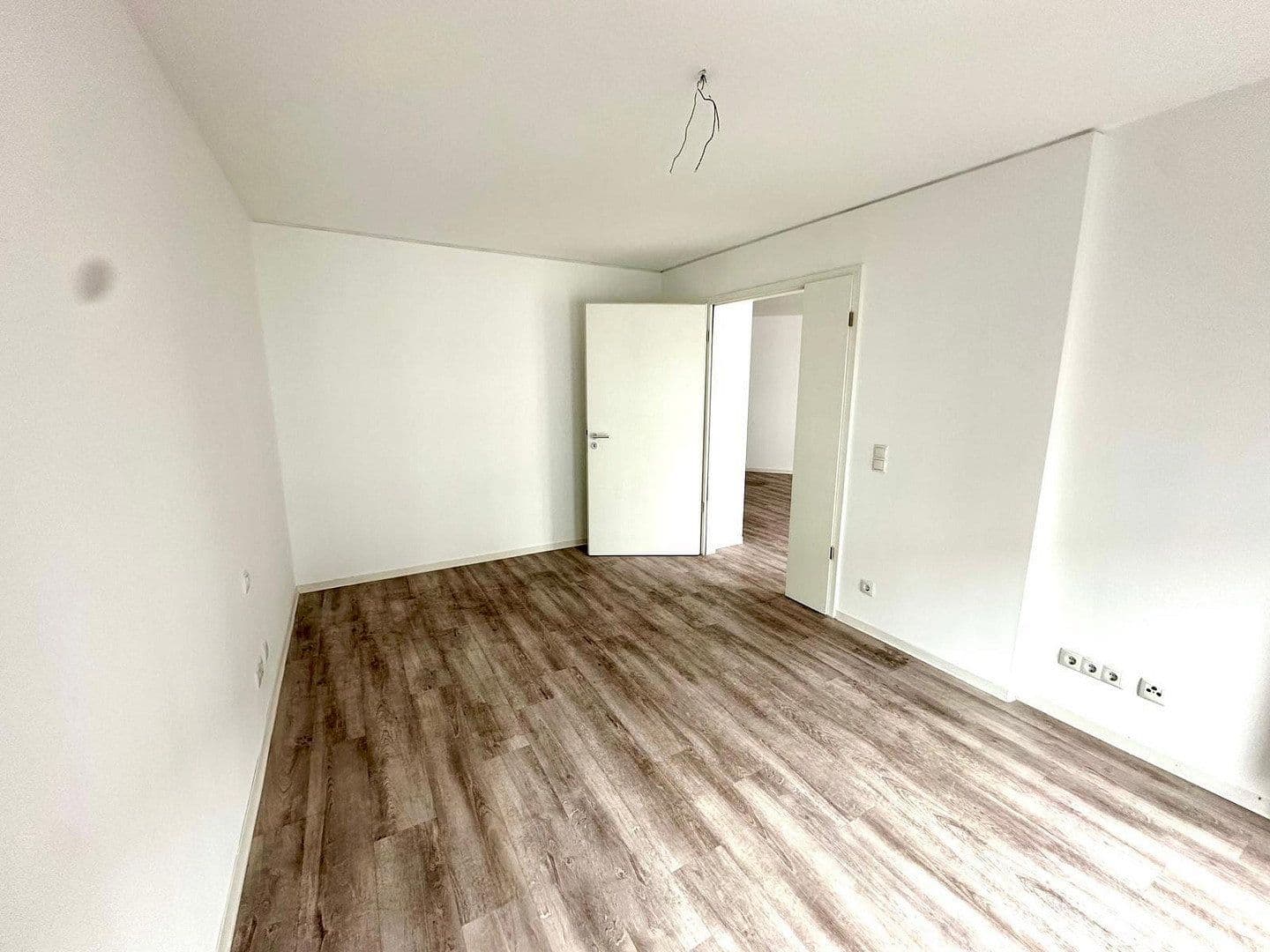 Prenájom bytu 2-izbový 68 m², Nürnberg, Bavorsko Prenájom bytu 2-izbový 68 m², Nürnberg, Bavorsko