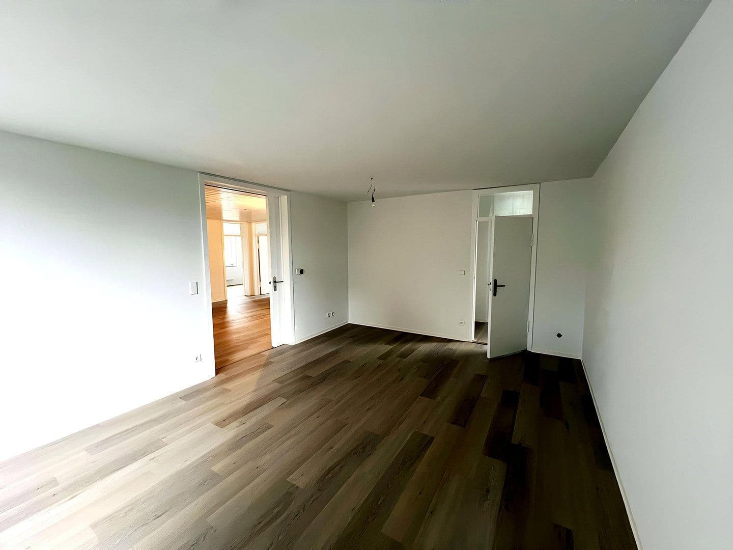 Prenájom bytu 3-izbový 100 m², Theodor- Heuss- Str. 13- 15, Paderborn, Severné Porýnie - Westfálsko Prenájom bytu 3-izbový 100 m², Theodor- Heuss- Str. 13- 15, Paderborn, Severné Porýnie - Westfálsko