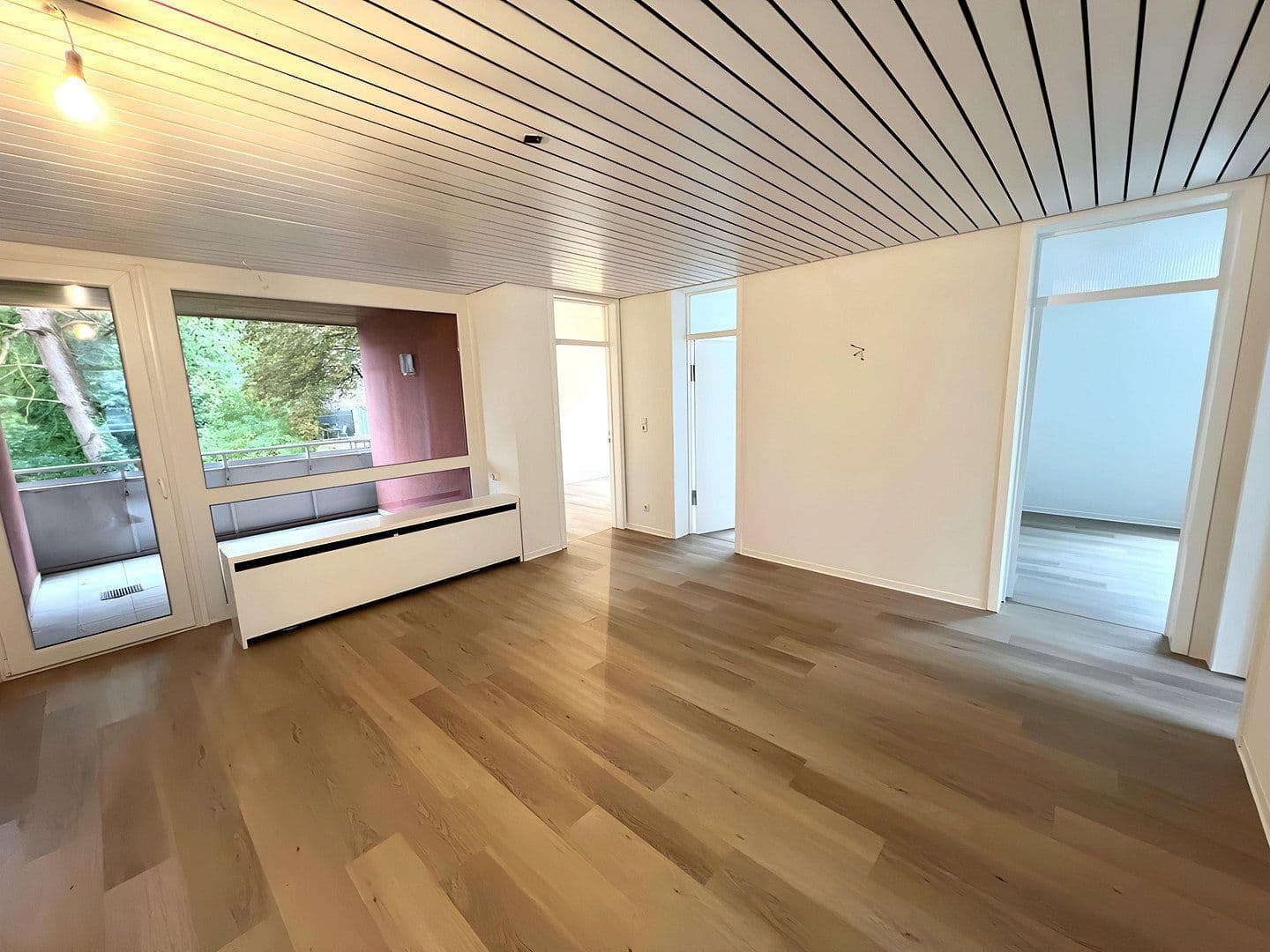 Prenájom bytu 3-izbový 100 m², Theodor- Heuss- Str. 13- 15, Paderborn, Severné Porýnie - Westfálsko Prenájom bytu 3-izbový 100 m², Theodor- Heuss- Str. 13- 15, Paderborn, Severné Porýnie - Westfálsko