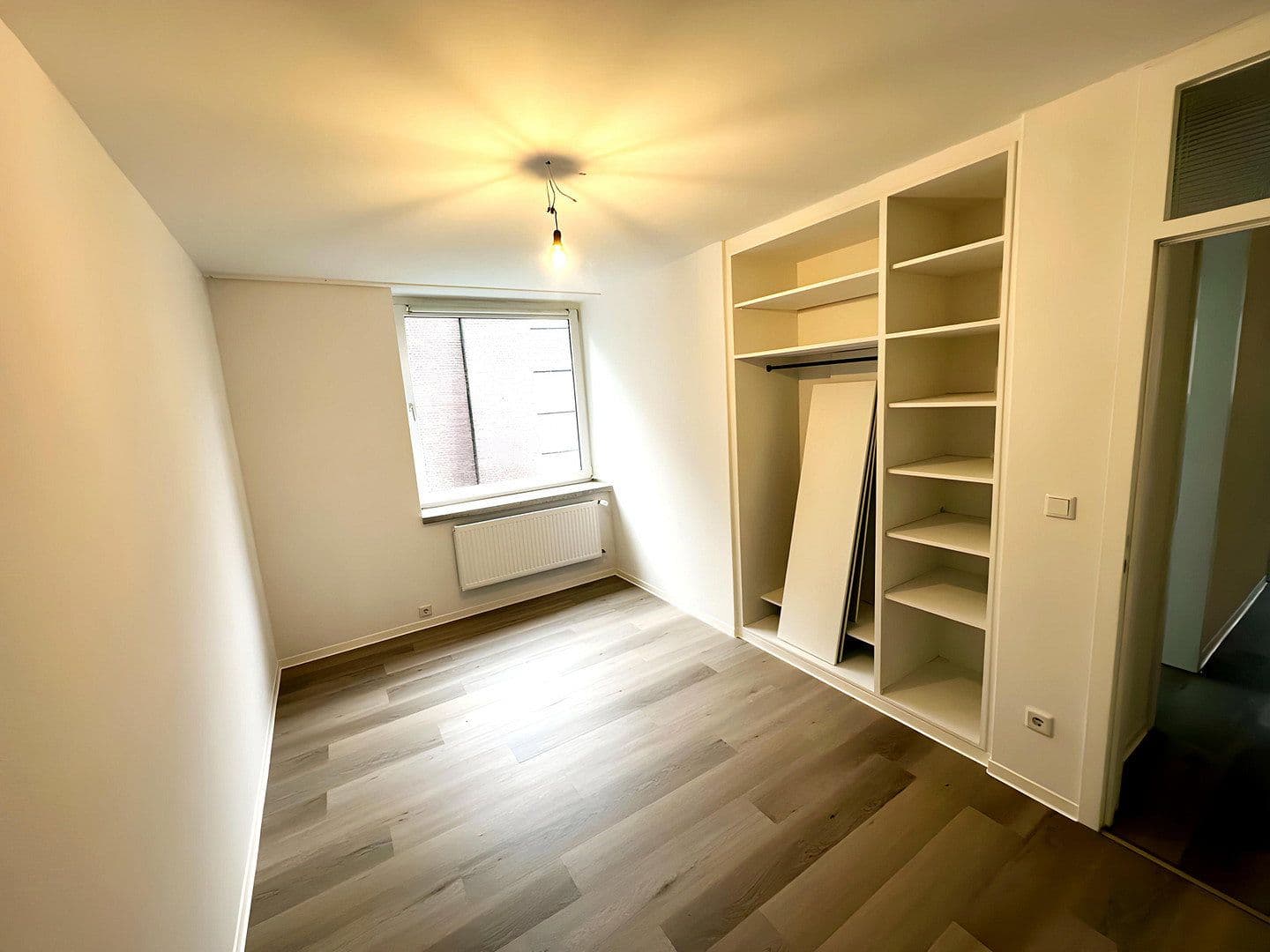 Prenájom bytu 3-izbový 100 m², Theodor- Heuss- Str. 13- 15, Paderborn, Severné Porýnie - Westfálsko Prenájom bytu 3-izbový 100 m², Theodor- Heuss- Str. 13- 15, Paderborn, Severné Porýnie - Westfálsko