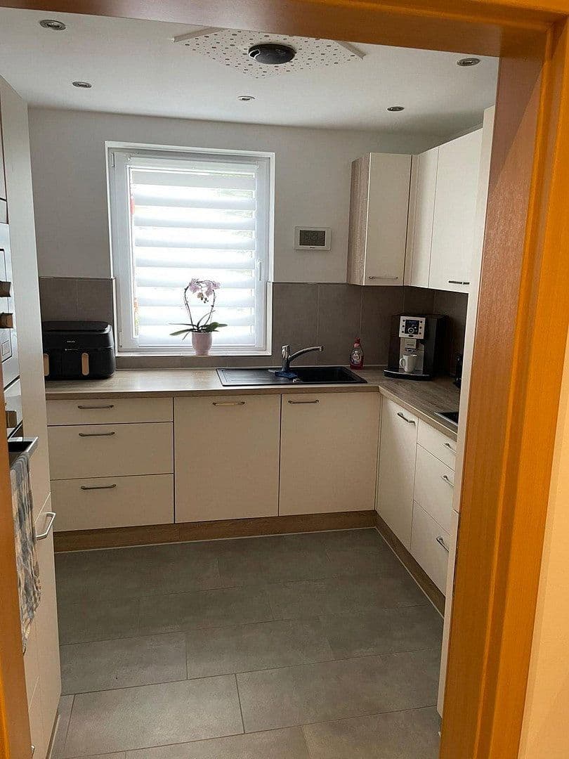Prenájom bytu 3-izbový 67 m², Edingkweg 18, Dortmund, Severné Porýnie - Westfálsko Prenájom bytu 3-izbový 67 m², Edingkweg 18, Dortmund, Severné Porýnie - Westfálsko