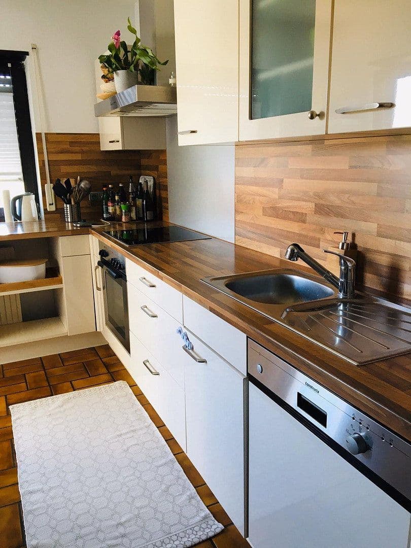 Prenájom bytu 3-izbový 94 m², Speyer, Porýnie-Falcko Prenájom bytu 3-izbový 94 m², Speyer, Porýnie-Falcko