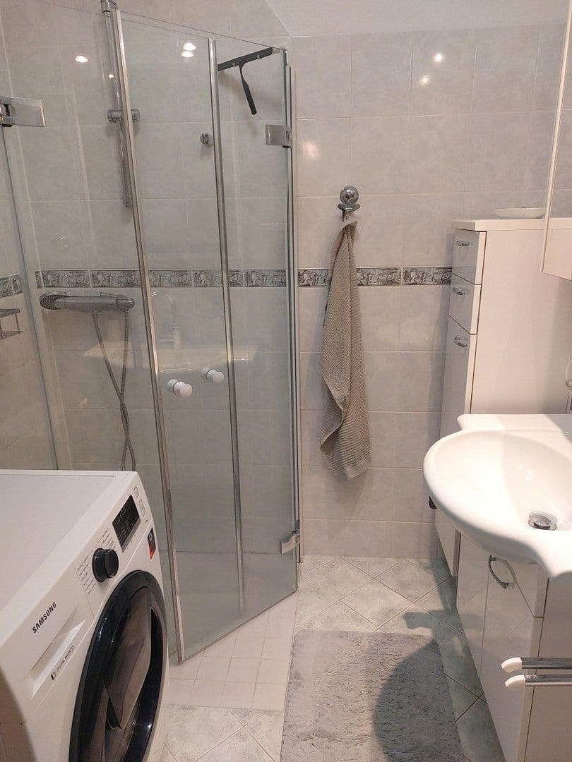Predaj bytu 2-izbový 67 m², Reginhardstr. 110, Berlin, Berlín Predaj bytu 2-izbový 67 m², Reginhardstr. 110, Berlin, Berlín