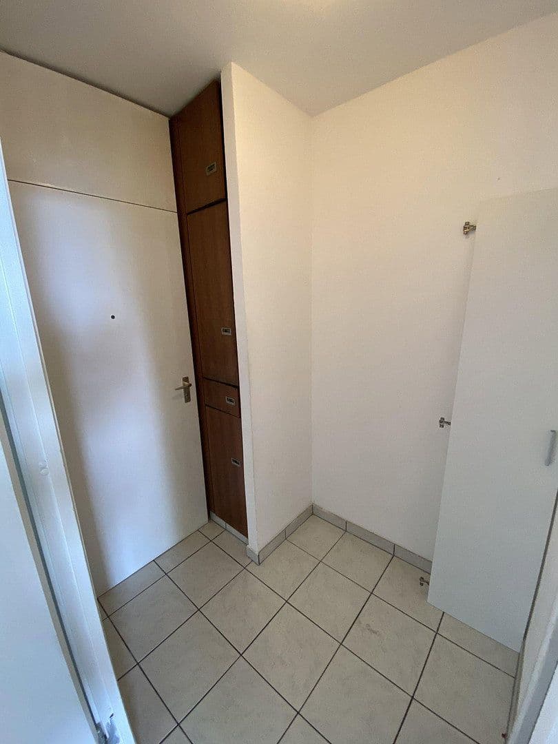 Predaj bytu 1-izbový 36 m², Drygalski Allee 118, München Thalkirchen-Sendling, Bavorsko Predaj bytu 1-izbový 36 m², Drygalski Allee 118, München Thalkirchen-Sendling, Bavorsko