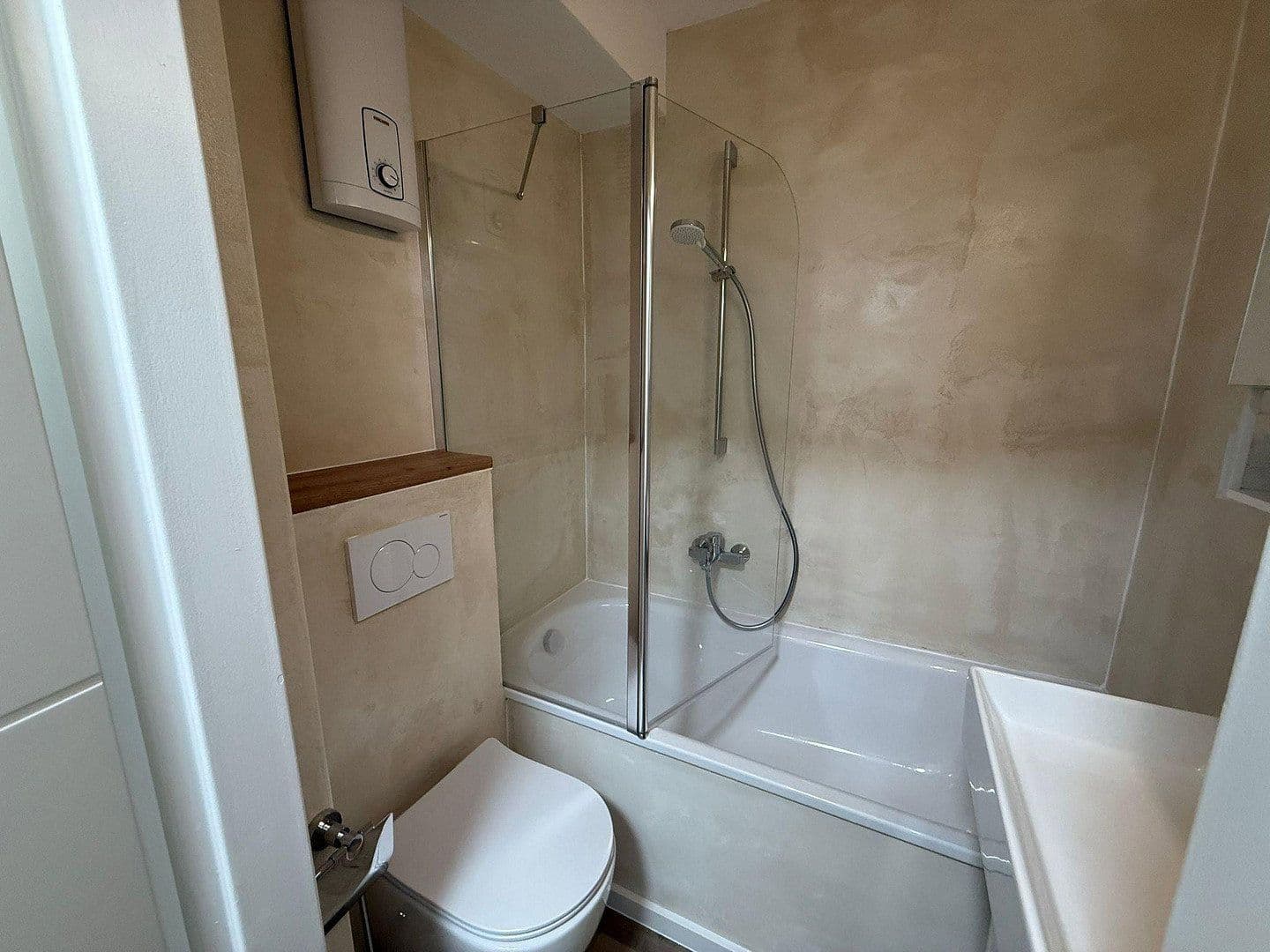 Prenájom bytu 2-izbový 49 m², Gerhart - Hauptmann - Straße 11, Erlangen, Bavorsko Prenájom bytu 2-izbový 49 m², Gerhart - Hauptmann - Straße 11, Erlangen, Bavorsko