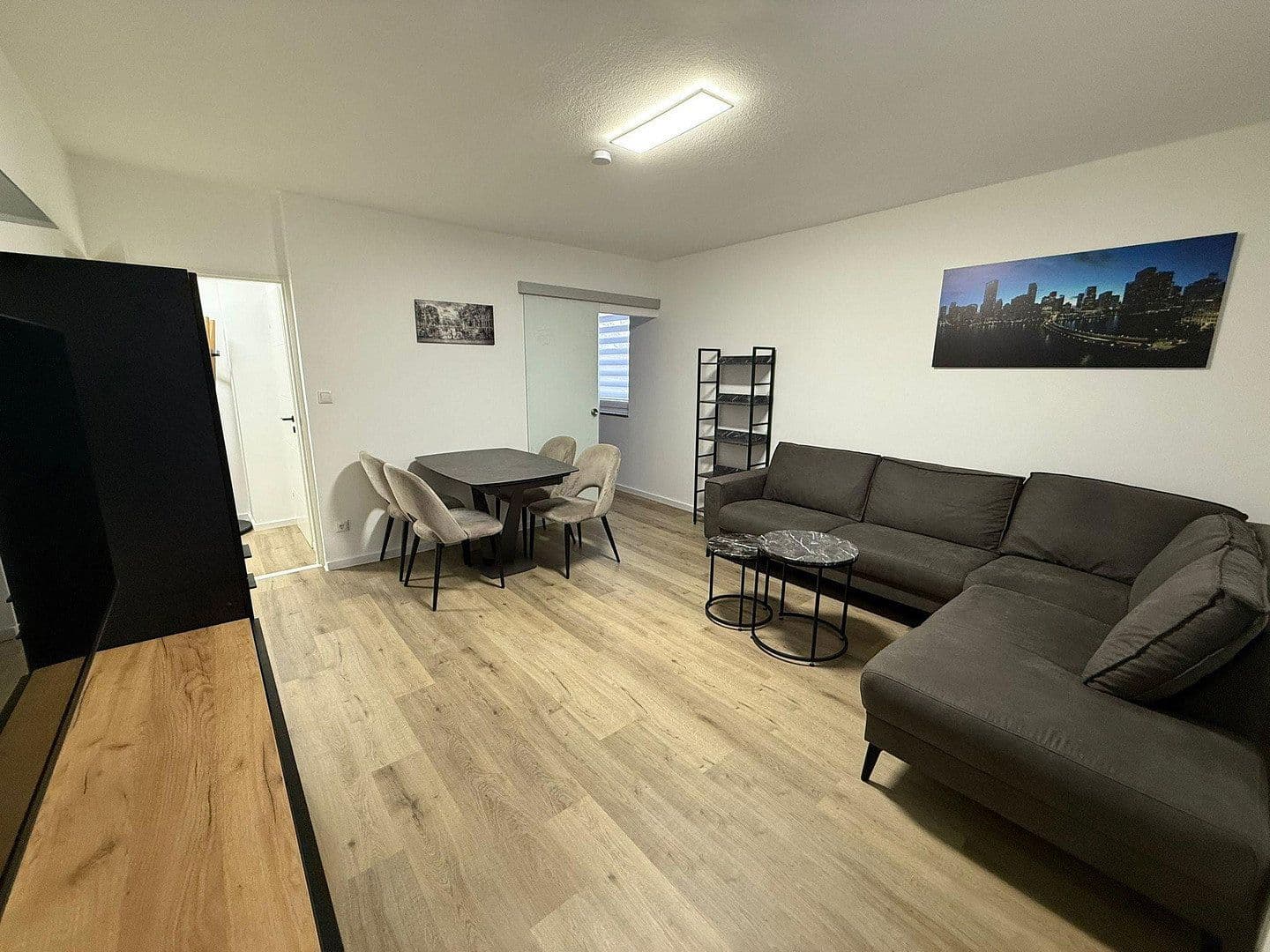 Prenájom bytu 2-izbový 49 m², Gerhart - Hauptmann - Straße 11, Erlangen, Bavorsko Prenájom bytu 2-izbový 49 m², Gerhart - Hauptmann - Straße 11, Erlangen, Bavorsko