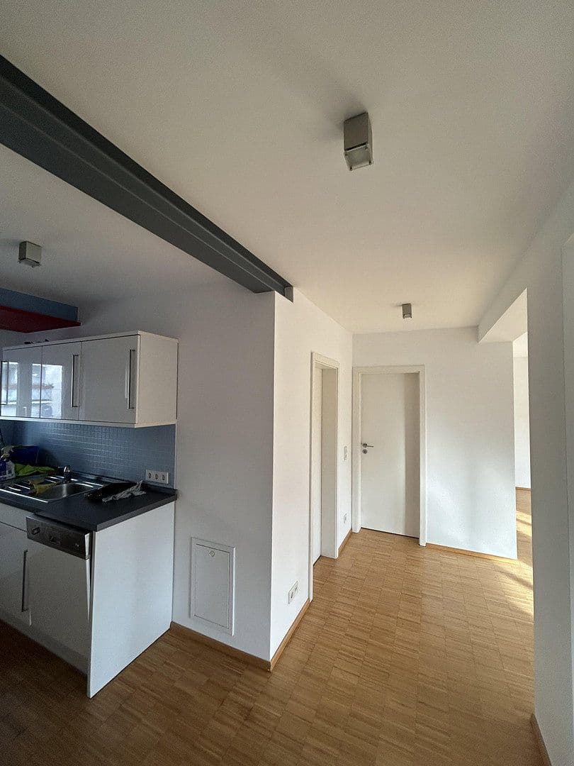 Prenájom bytu 2-izbový 72 m², Stuttgart, Bádensko-Wurttembersko Prenájom bytu 2-izbový 72 m², Stuttgart, Bádensko-Wurttembersko