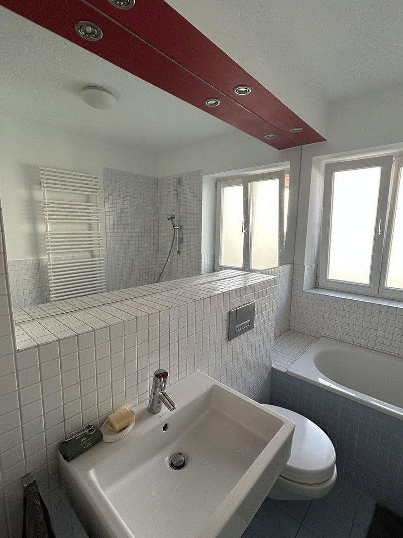Prenájom bytu 2-izbový 72 m², Stuttgart, Bádensko-Wurttembersko Prenájom bytu 2-izbový 72 m², Stuttgart, Bádensko-Wurttembersko