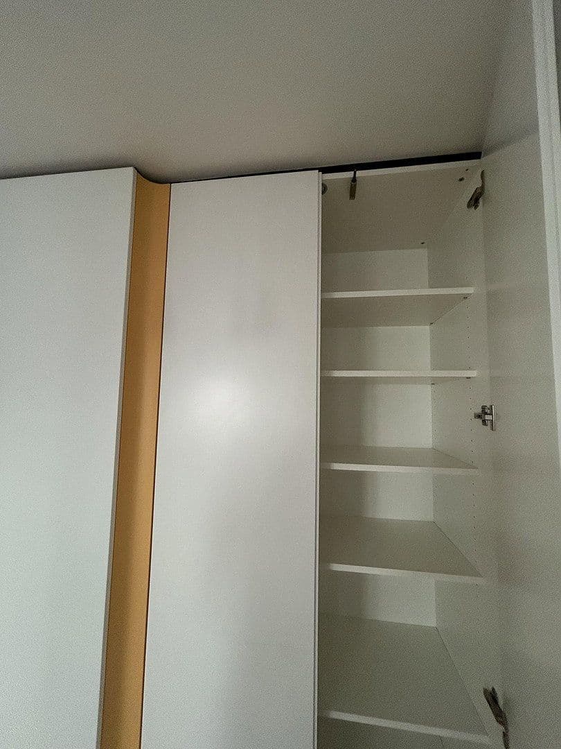 Prenájom bytu 2-izbový 72 m², Stuttgart, Bádensko-Wurttembersko Prenájom bytu 2-izbový 72 m², Stuttgart, Bádensko-Wurttembersko