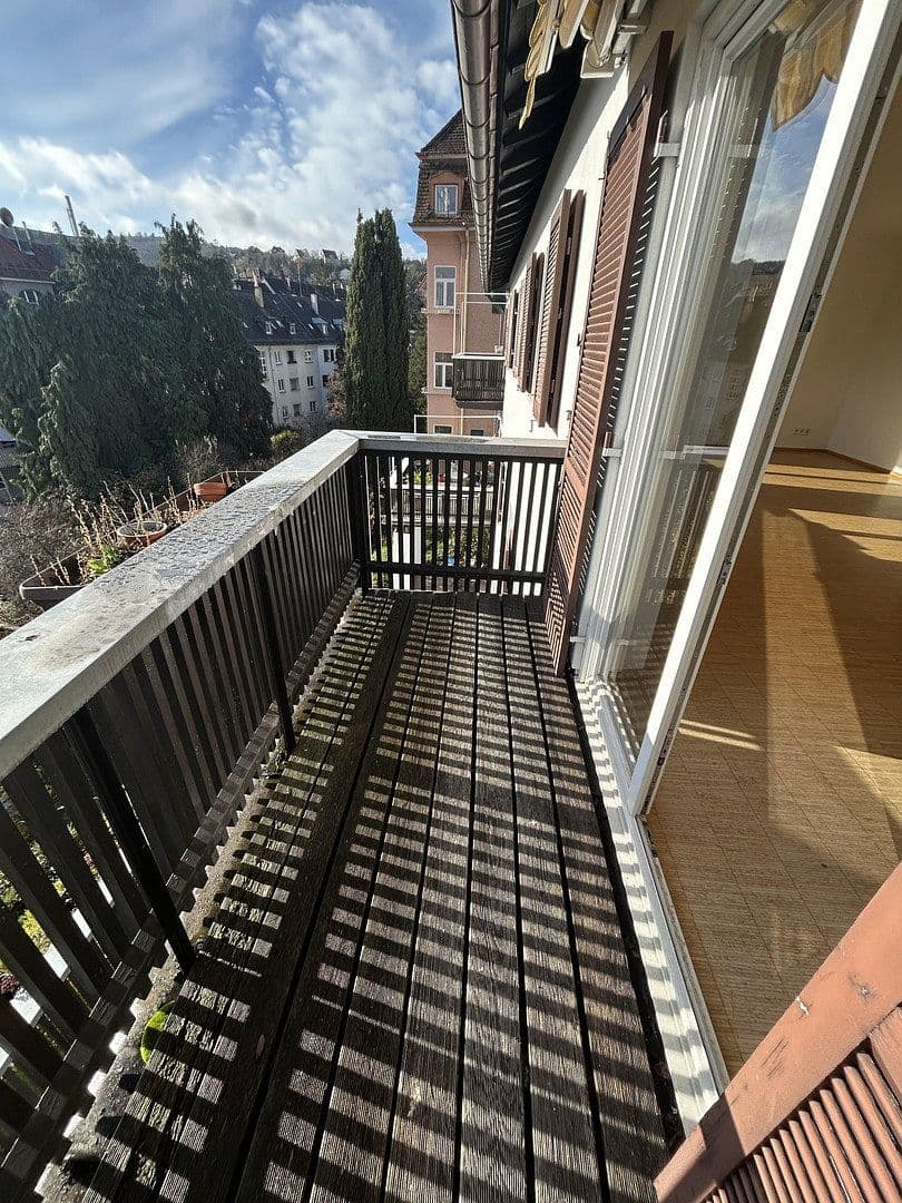 Prenájom bytu 2-izbový 72 m², Stuttgart, Bádensko-Wurttembersko Prenájom bytu 2-izbový 72 m², Stuttgart, Bádensko-Wurttembersko