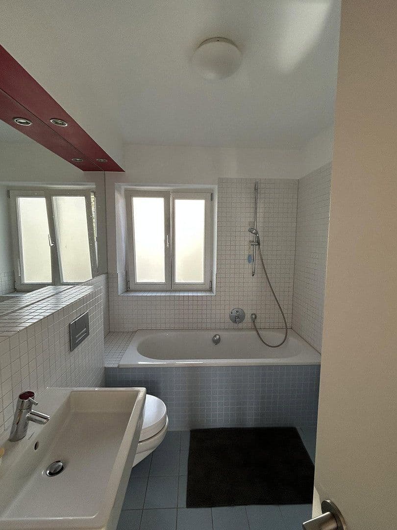 Prenájom bytu 2-izbový 72 m², Stuttgart, Bádensko-Wurttembersko Prenájom bytu 2-izbový 72 m², Stuttgart, Bádensko-Wurttembersko