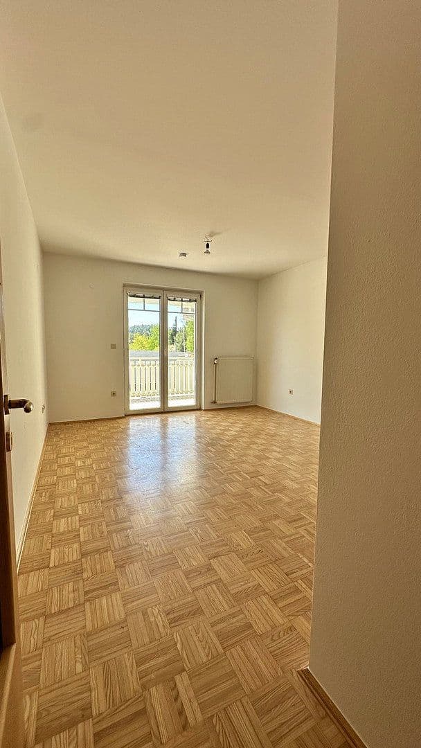 Prenájom bytu 2-izbový 42 m², Klagenfurt, Korutánsko Prenájom bytu 2-izbový 42 m², Klagenfurt, Korutánsko