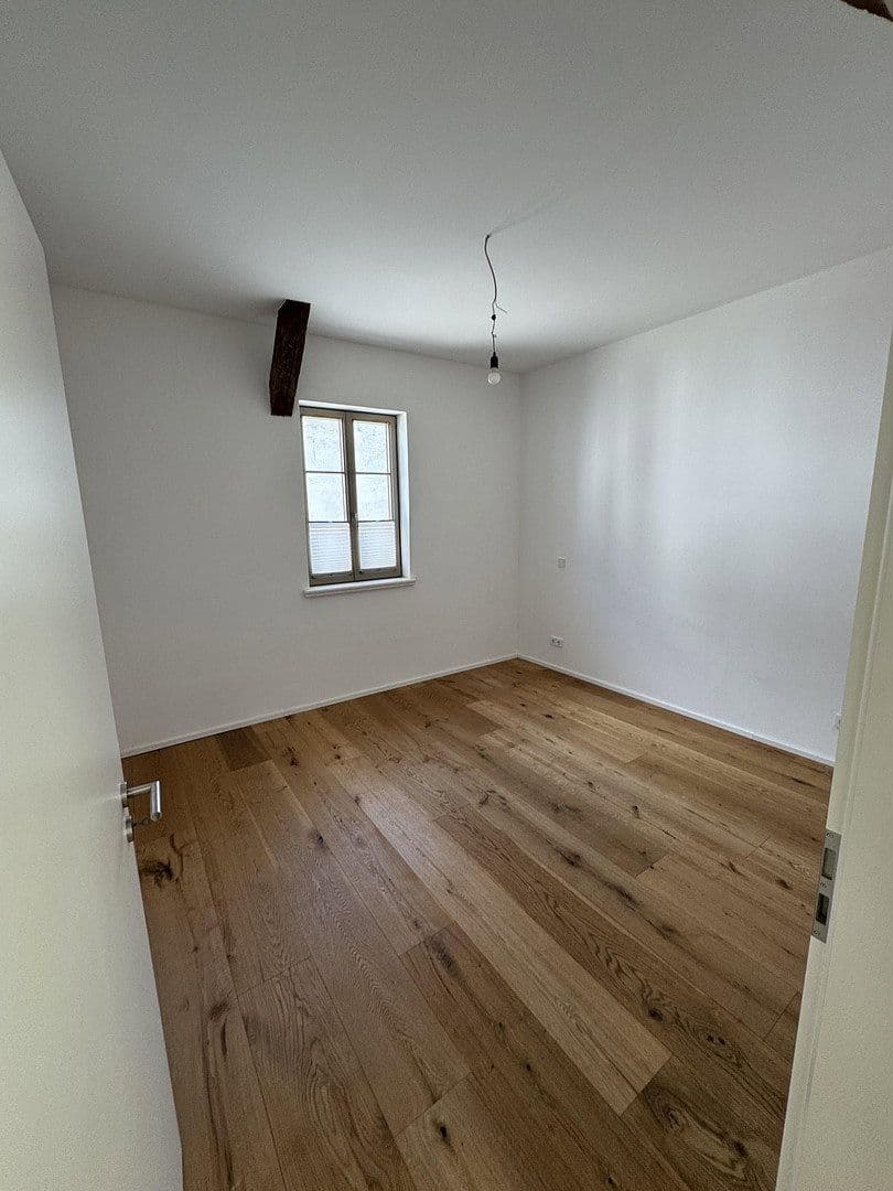 Prenájom bytu 5-izbový 126 m², Eutin, Šlezvicko-Holštajnsko Prenájom bytu 5-izbový 126 m², Eutin, Šlezvicko-Holštajnsko