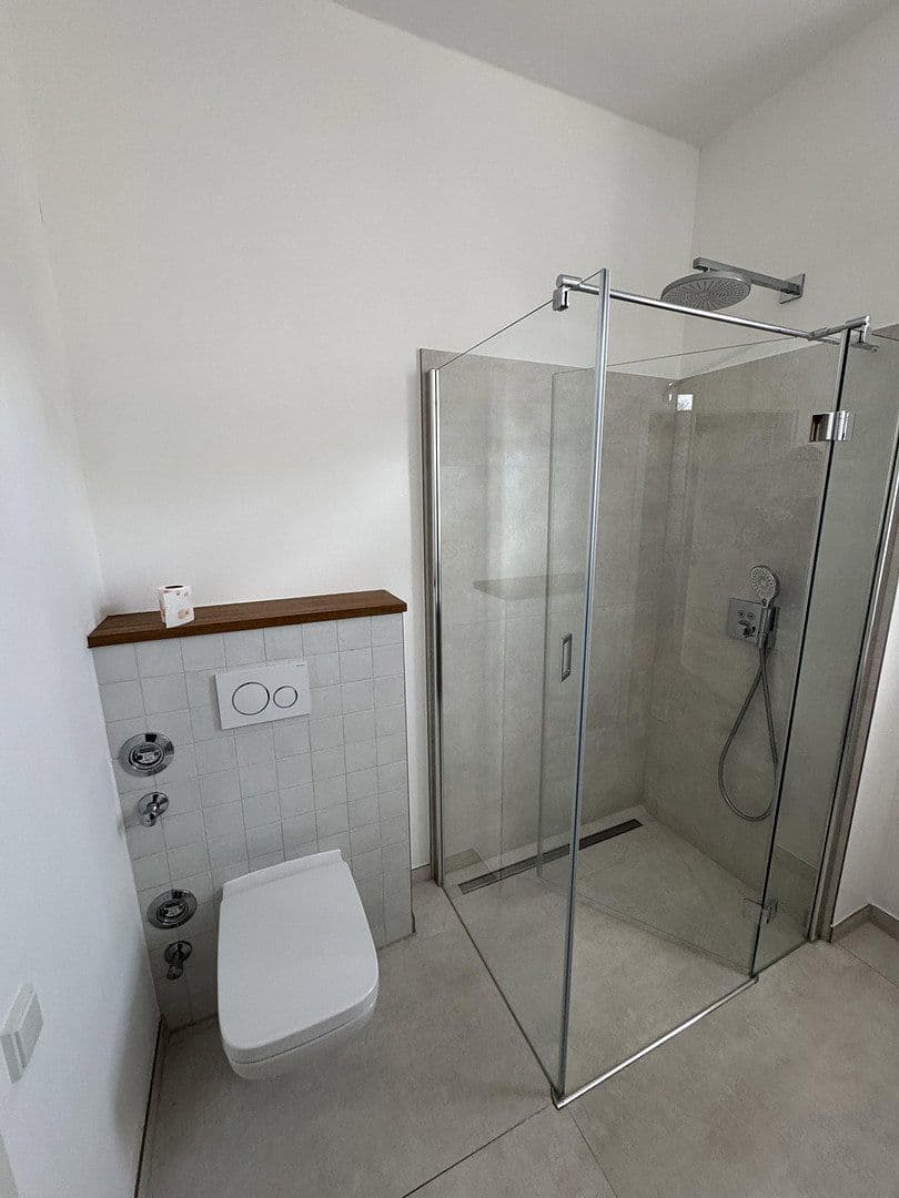 Prenájom bytu 5-izbový 126 m², Eutin, Šlezvicko-Holštajnsko Prenájom bytu 5-izbový 126 m², Eutin, Šlezvicko-Holštajnsko