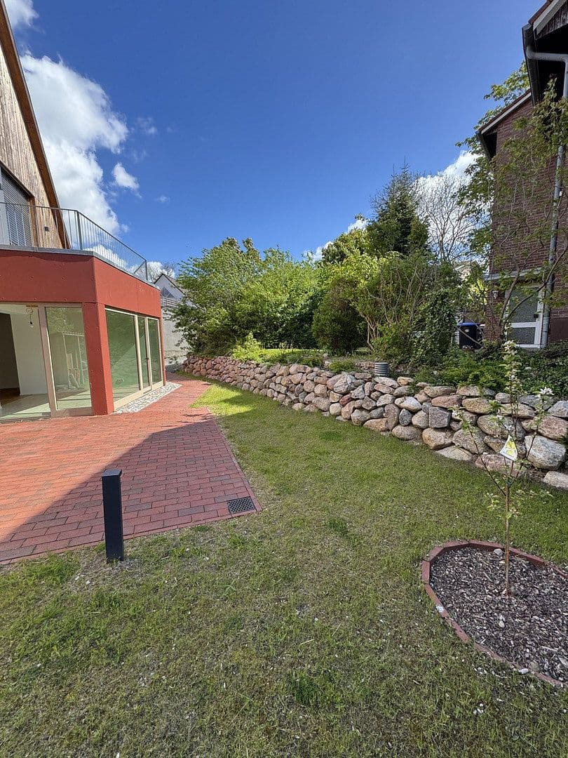 Prenájom bytu 5-izbový 126 m², Eutin, Šlezvicko-Holštajnsko Prenájom bytu 5-izbový 126 m², Eutin, Šlezvicko-Holštajnsko