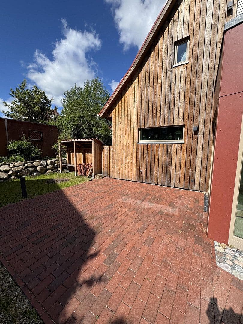 Prenájom bytu 5-izbový 126 m², Eutin, Šlezvicko-Holštajnsko Prenájom bytu 5-izbový 126 m², Eutin, Šlezvicko-Holštajnsko