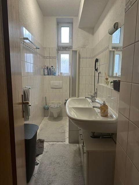 Predaj bytu 3-izbový 69 m², Breitlacher Straße, Frankfurt am Main, Hesensko Predaj bytu 3-izbový 69 m², Breitlacher Straße, Frankfurt am Main, Hesensko