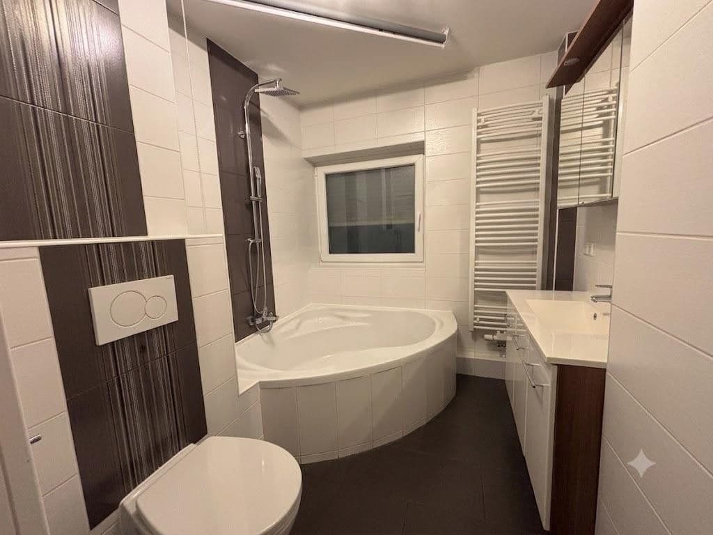 Predaj bytu 3-izbový 82 m², Nürnberg, Bavorsko Predaj bytu 3-izbový 82 m², Nürnberg, Bavorsko