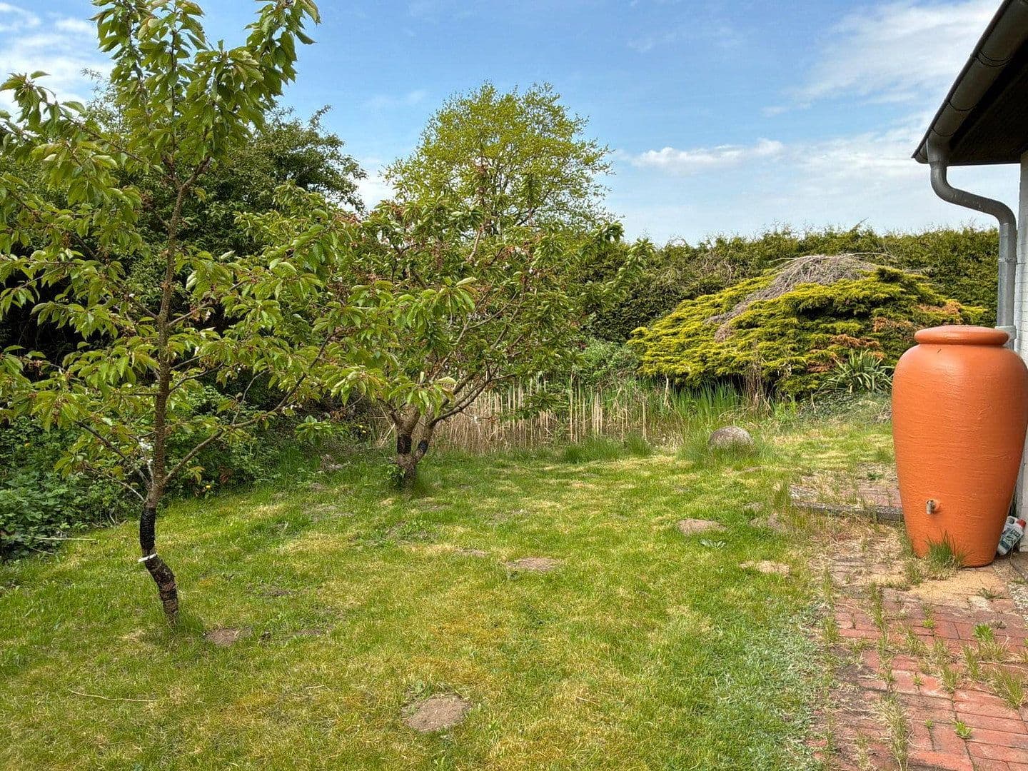 Predaj domu 380 m², pozemek 1.400 m², Bargfeld-Stegen, Šlezvicko-Holštajnsko Predaj domu 380 m², pozemek 1.400 m², Bargfeld-Stegen, Šlezvicko-Holštajnsko
