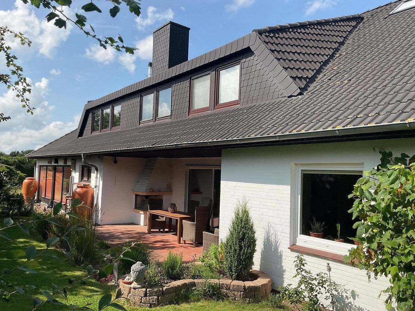Predaj domu 380 m², pozemek 1.400 m², Bargfeld-Stegen, Šlezvicko-Holštajnsko Predaj domu 380 m², pozemek 1.400 m², Bargfeld-Stegen, Šlezvicko-Holštajnsko
