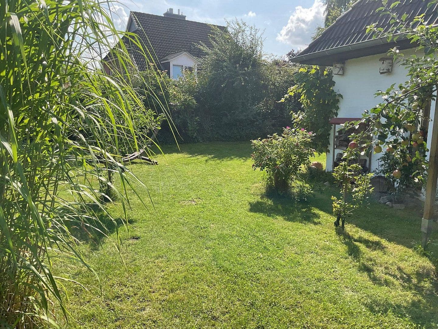 Predaj domu 380 m², pozemek 1.400 m², Bargfeld-Stegen, Šlezvicko-Holštajnsko Predaj domu 380 m², pozemek 1.400 m², Bargfeld-Stegen, Šlezvicko-Holštajnsko