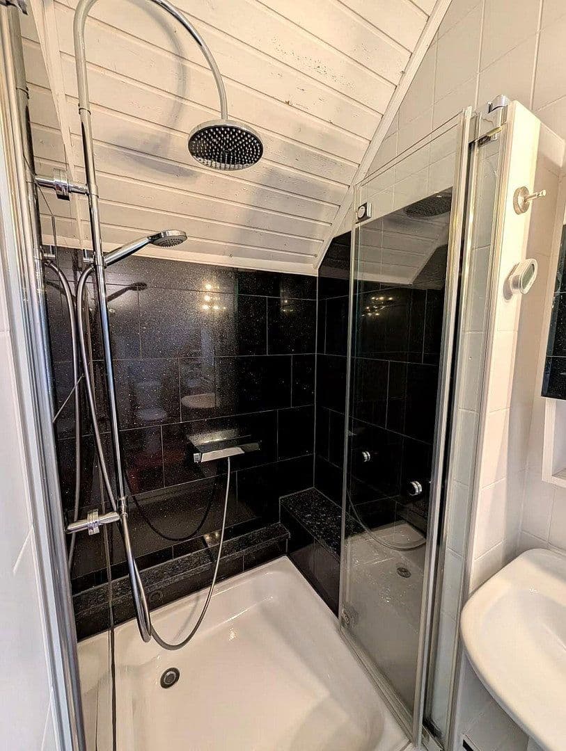 Predaj bytu 5-izbový 106 m², Alpenblickstraße 17, Kressbronn am Bodensee, Bádensko-Wurttembersko Predaj bytu 5-izbový 106 m², Alpenblickstraße 17, Kressbronn am Bodensee, Bádensko-Wurttembersko