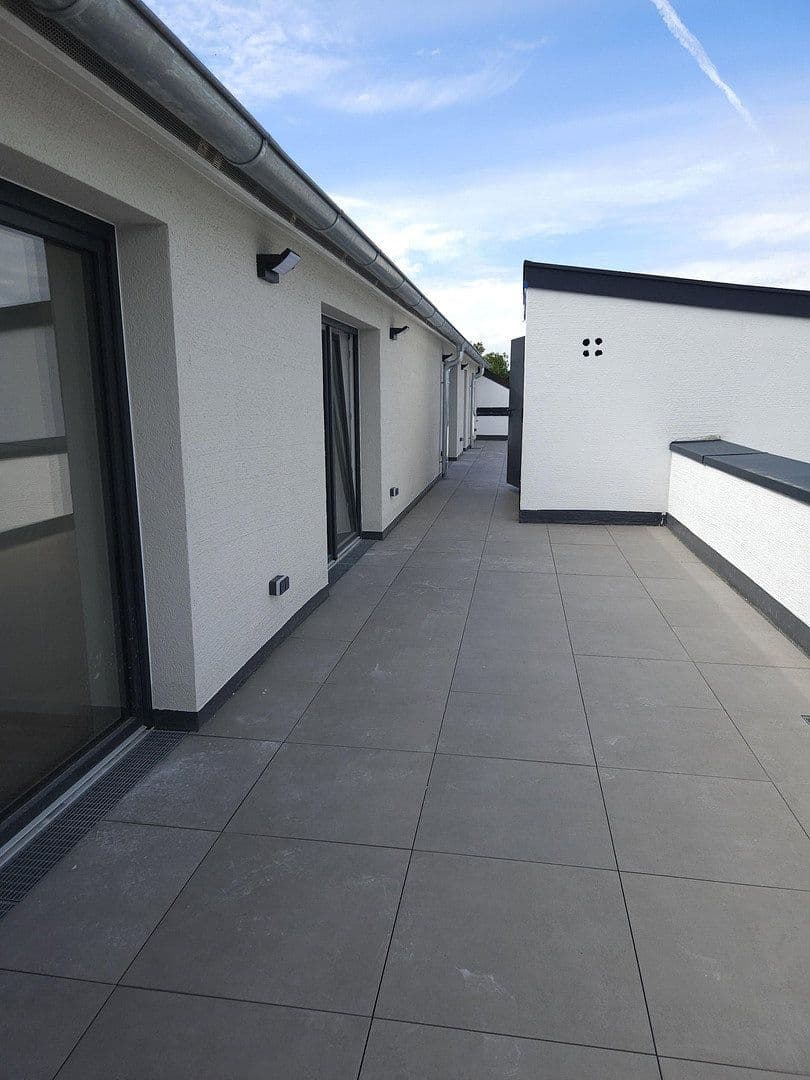 Prenájom bytu 4-izbový 110 m², Stuttgart-Wangen, Bádensko-Wurttembersko Prenájom bytu 4-izbový 110 m², Stuttgart-Wangen, Bádensko-Wurttembersko