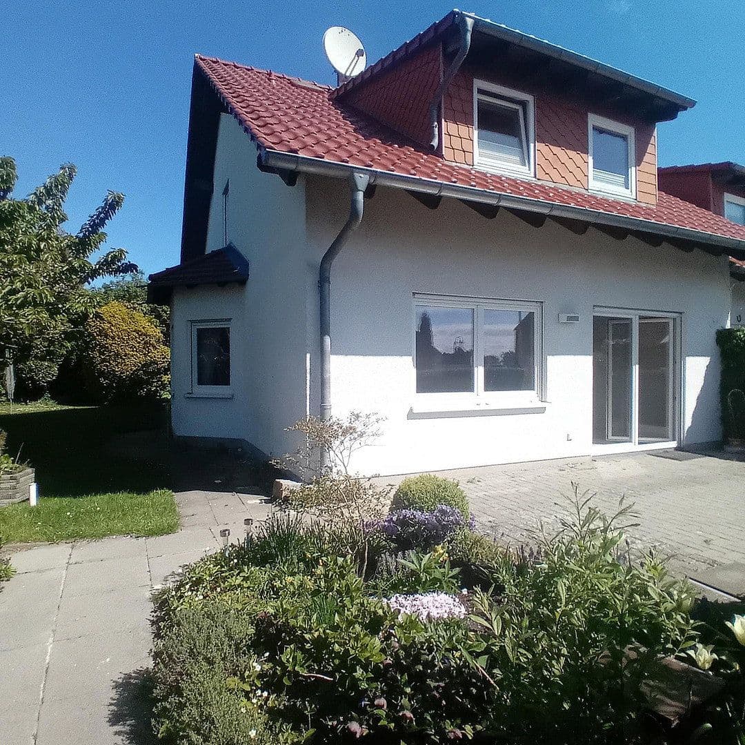 Predaj domu 120 m², pozemek 365 m², Kröpelin, Meklenbursko-Predpomoransko Predaj domu 120 m², pozemek 365 m², Kröpelin, Meklenbursko-Predpomoransko